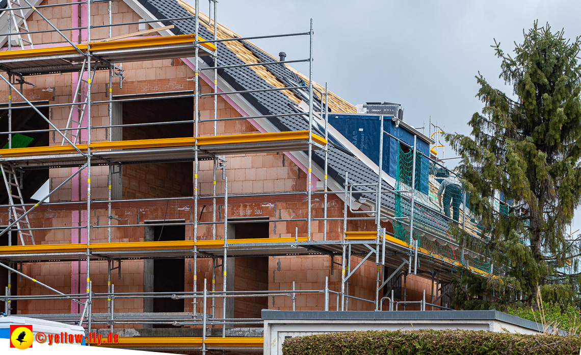 26.04.2023 - Burgfotos von der Baustell Niederalmstraße 16 in Neuperlach